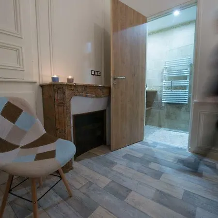 Le 29 Apartment *